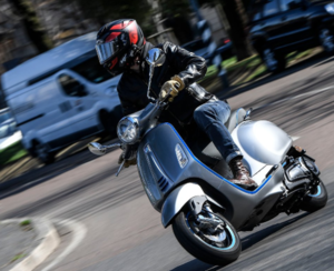 Vespa Elettrica First Ride Review
